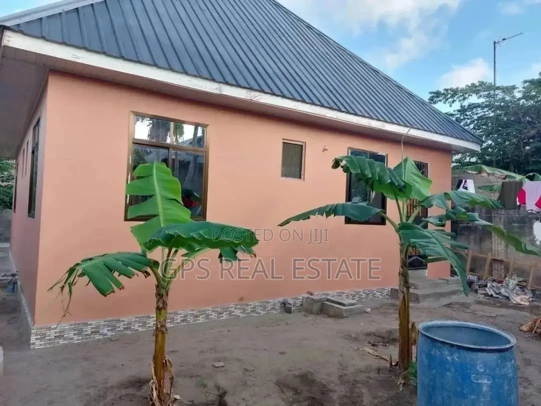 3bdrm House in Peter Slayo, Kigamboni for Sale