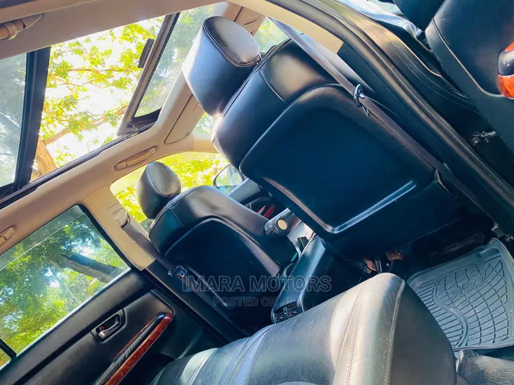Toyota Harrier 2005 Black