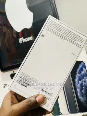 New Apple iPhone 11 64 GB Green