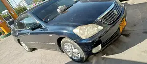 Toyota Crown 2005 Black
