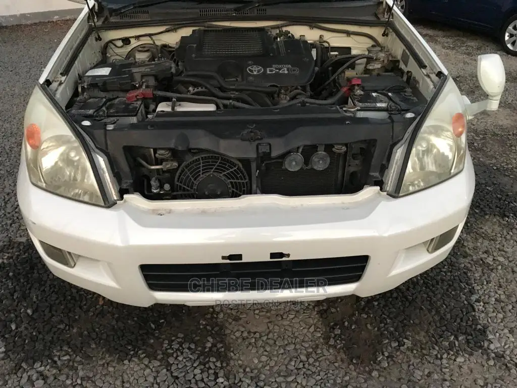 Toyota Land Cruiser 2010 4.0 V6 GX White