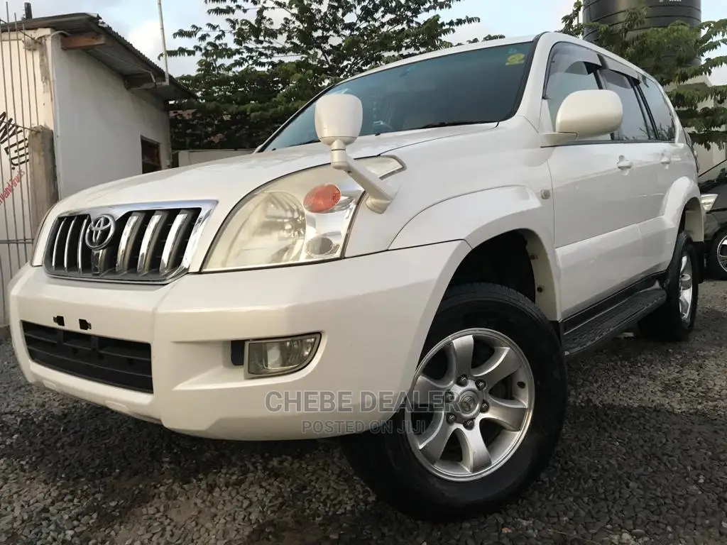 Toyota Land Cruiser 2010 4.0 V6 GX White