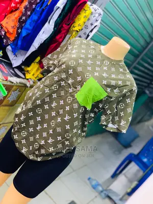 Unisex Louis Vuitton