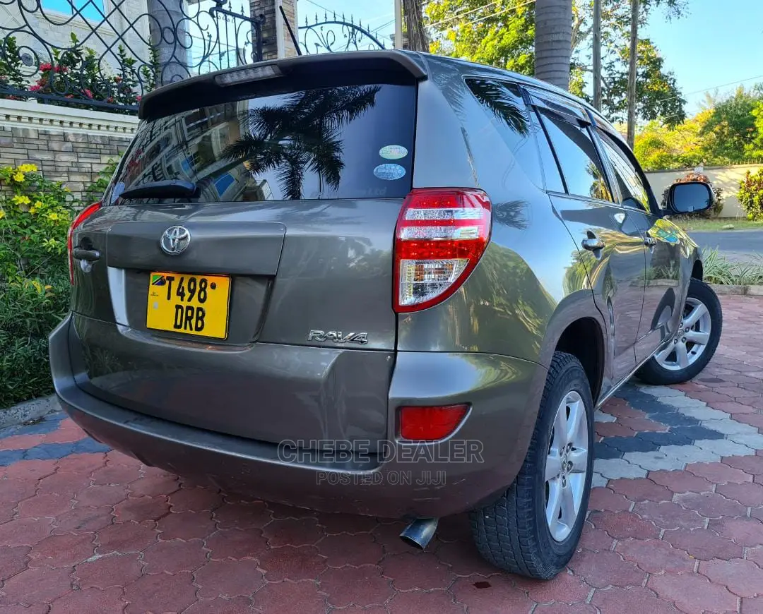 Toyota RAV4 2001 Base AWD Gold