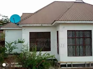 3bdrm House in Peter Slayo, Kinondoni for Sale