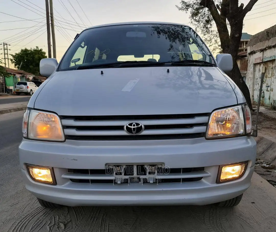 Toyota Lite-Ace 1997 Silver