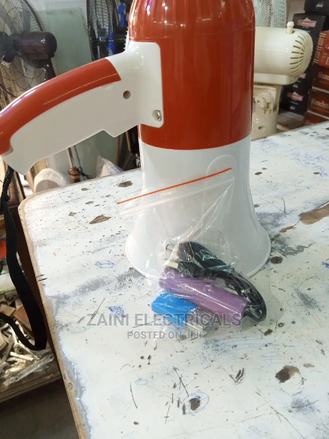 Brand New Rechargeable Megaphone With Usb Input