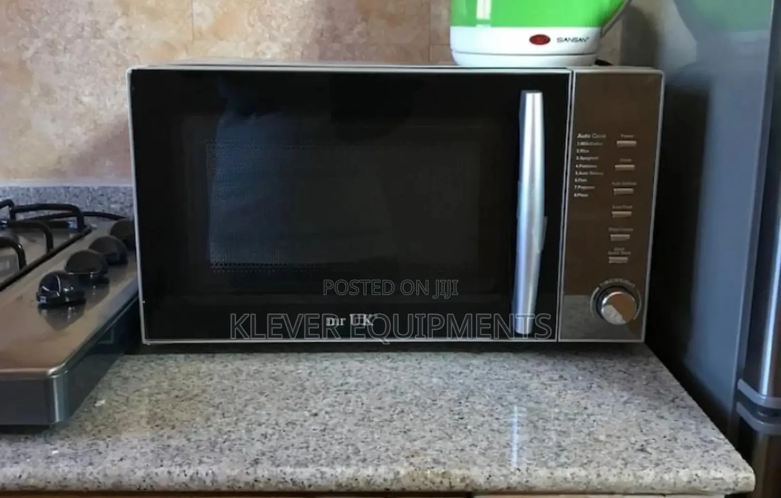 Mr UK Digital Microwave 20L