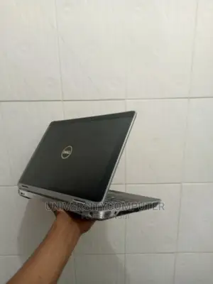 Laptop Dell Latitude E6330 4GB Intel Core I5 HDD 320GB