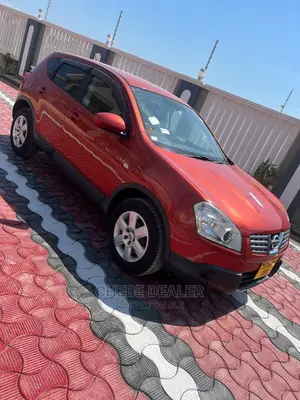 Nissan Dualis 2008 Pink