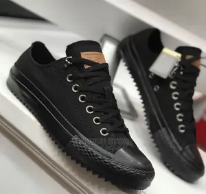 Men's Canvas Sneakers
