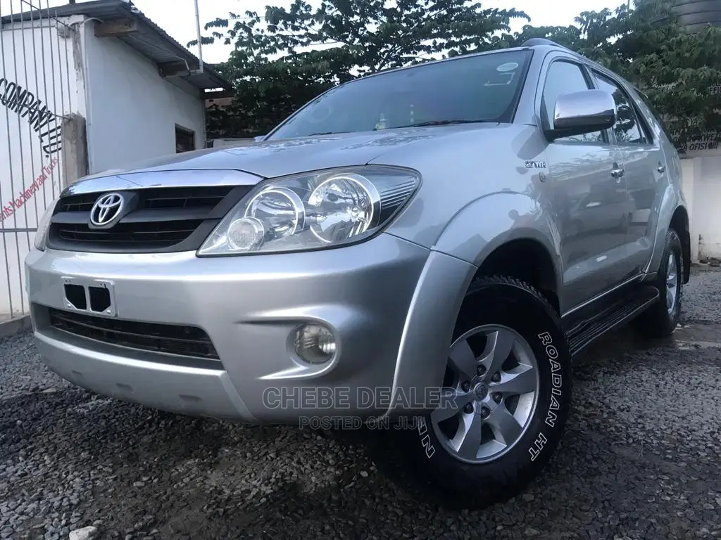Toyota Fortuner 2008 2.5 D AWD Silver