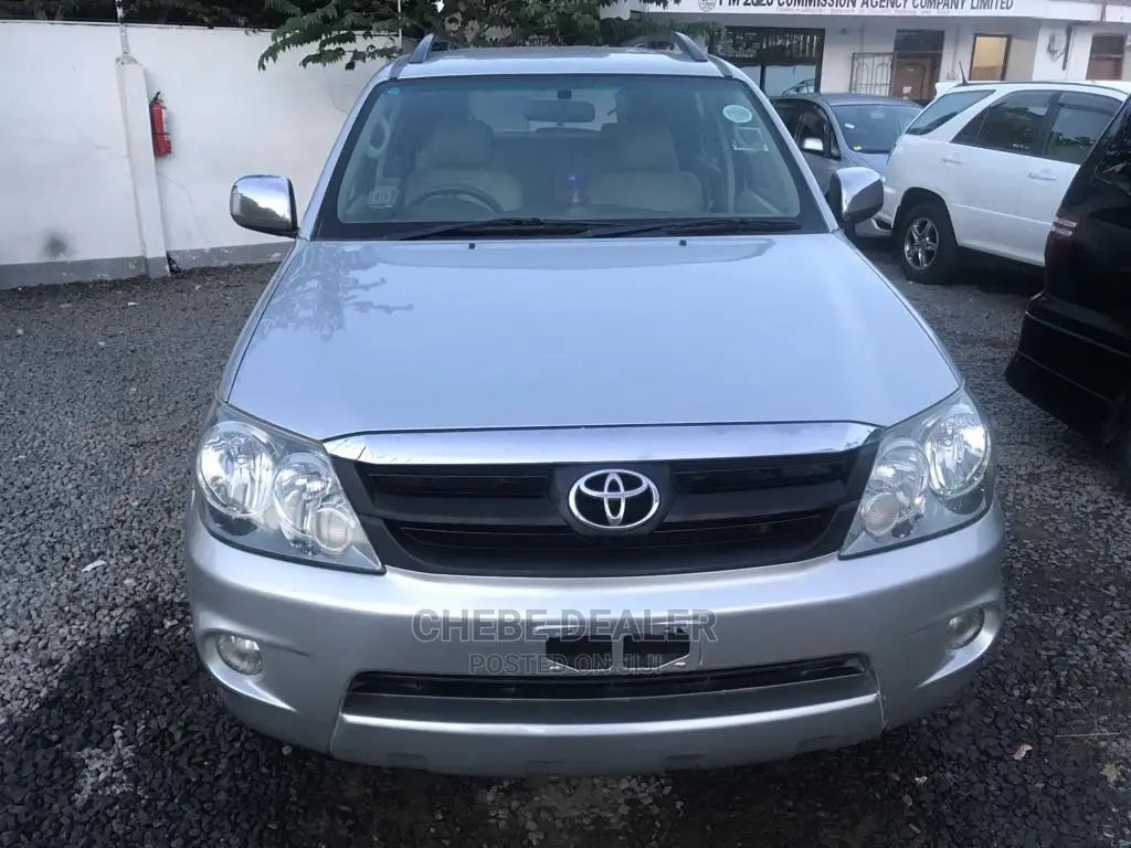 Toyota Fortuner 2008 2.5 D AWD Silver