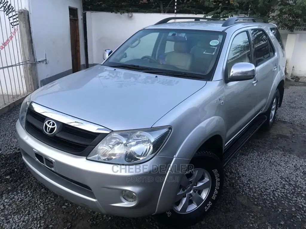 Toyota Fortuner 2008 2.5 D AWD Silver