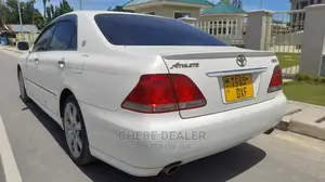 Toyota Crown 2004 White