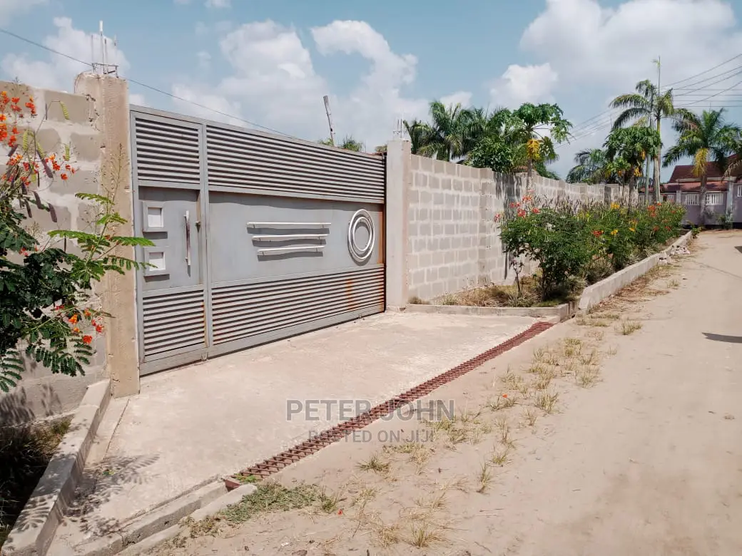 4bdrm House in Bunju for Sale