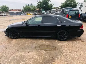 Toyota Crown 2005 Royale Black