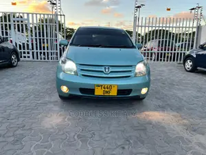 Toyota IST 2003 Teal