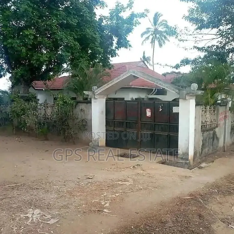 3bdrm House in Mansa Mansa, Ilala for Sale