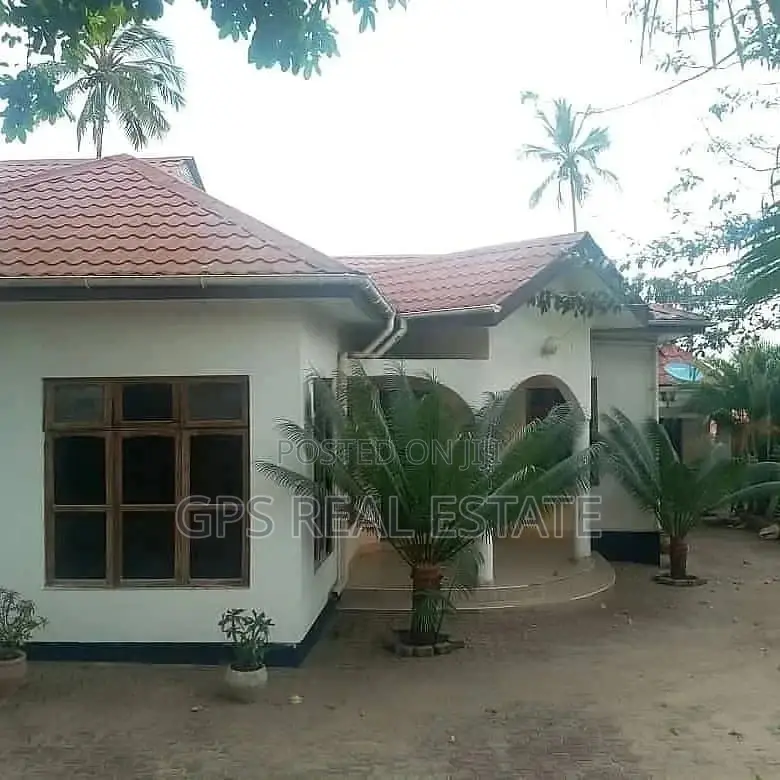 3bdrm House in Mansa Mansa, Ilala for Sale