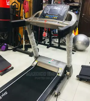 Treadmill (Weight Capacity 140kg)