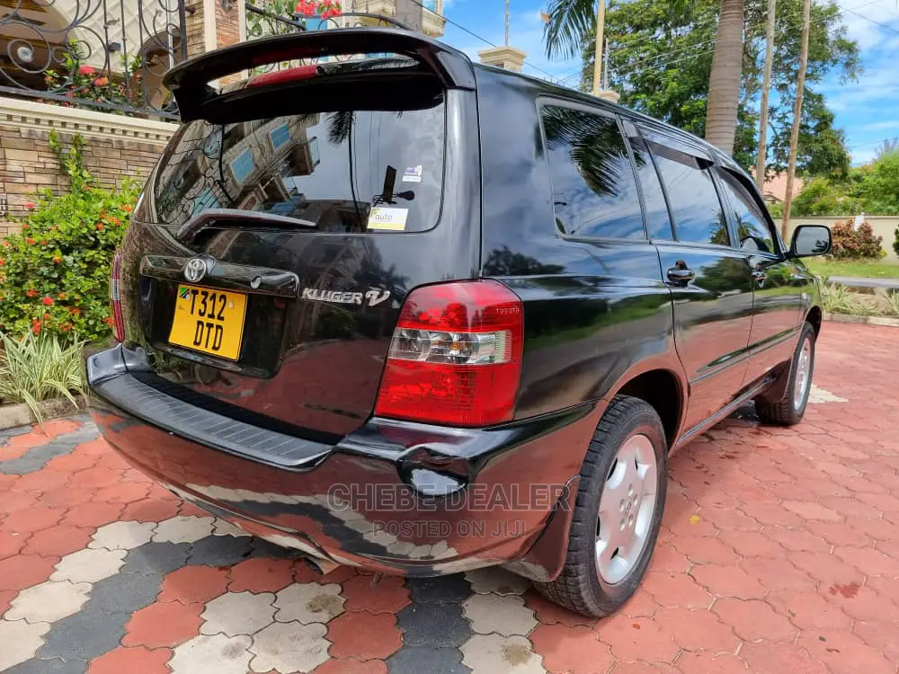 Toyota Kluger 2003 Black