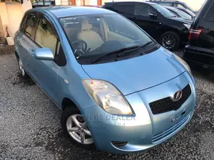 Toyota Vitz 2004 1.3 AWD 3dr Blue