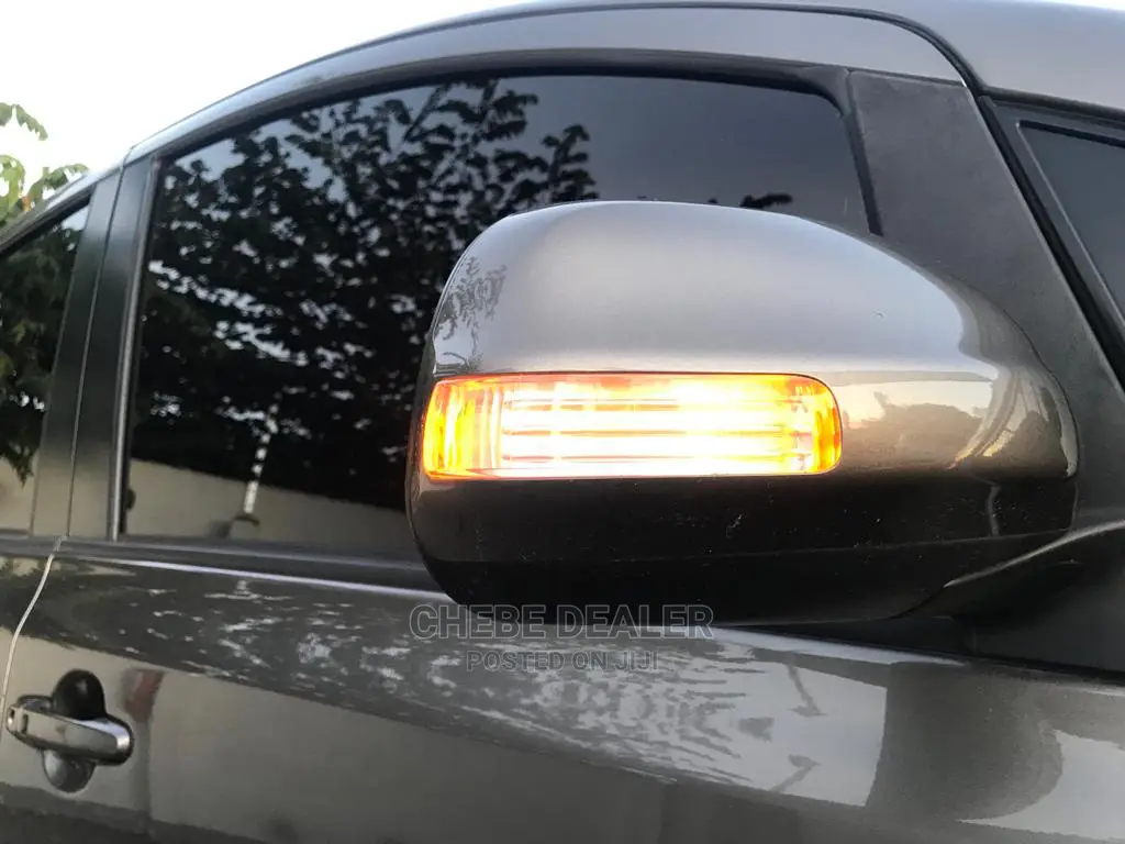Toyota Ractis 2008 1.5 AWD Gray