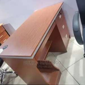 Meza Ya Office