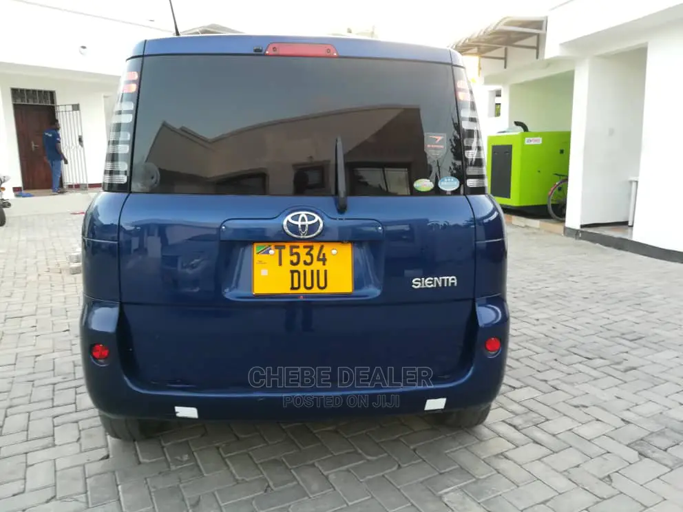 Toyota Sienta 2005 1.5 AWD Blue