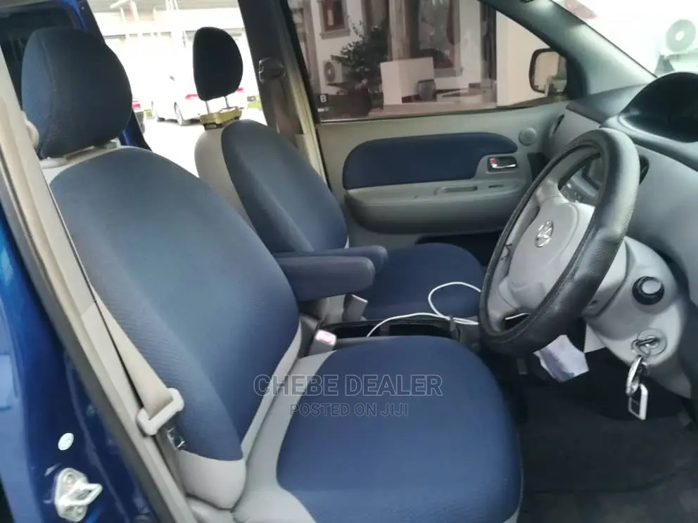 Toyota Sienta 2005 1.5 AWD Blue