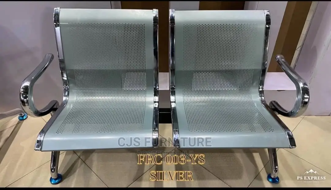Bench La Watu Wawili