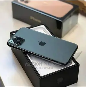 New Apple iPhone 11 Pro Max 256 GB Green