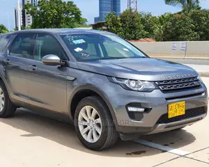 Land Rover Discovery 2016 Gray
