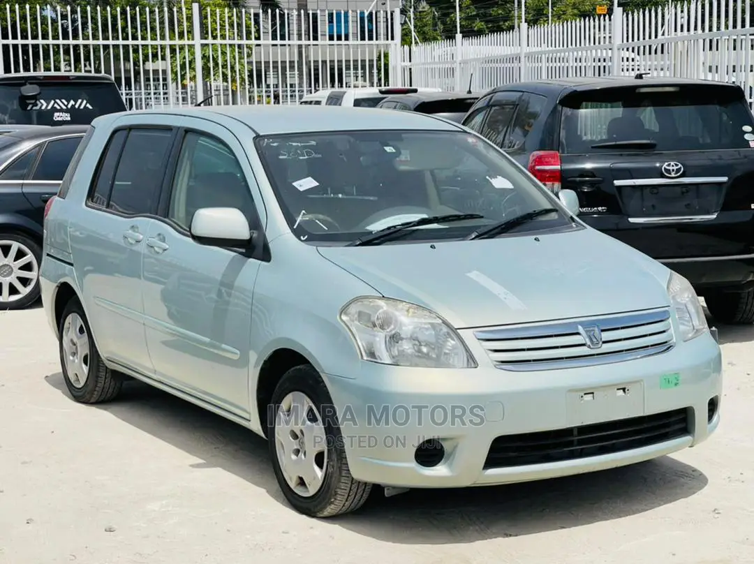 Toyota Raum 2004 Blue