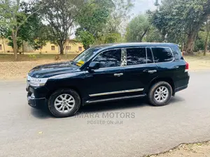 Toyota Land Cruiser 2018 Black