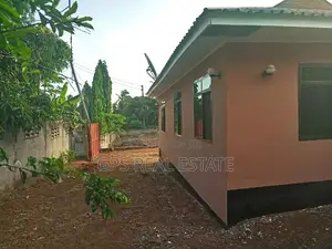 3bdrm House in Eva Mansa, Kinondoni for Sale