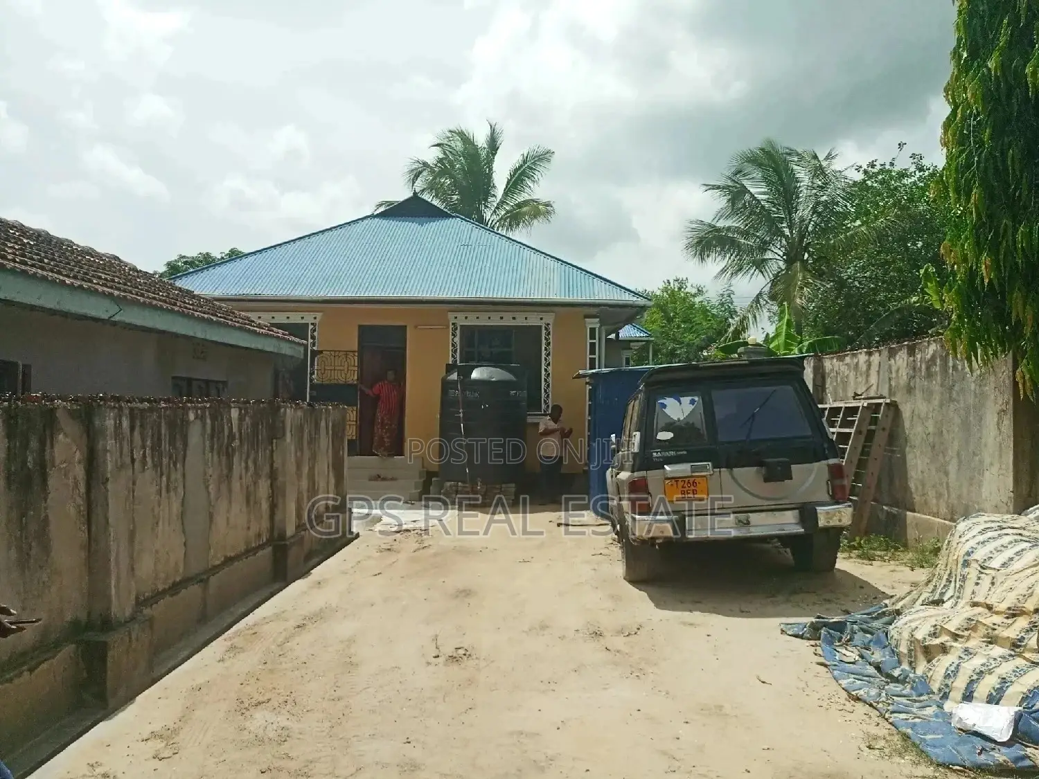 3bdrm House in Rizick Mansa, Kinondoni for Sale