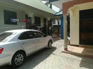 3bdrm House in Evans Mansa, Kinondoni for Sale