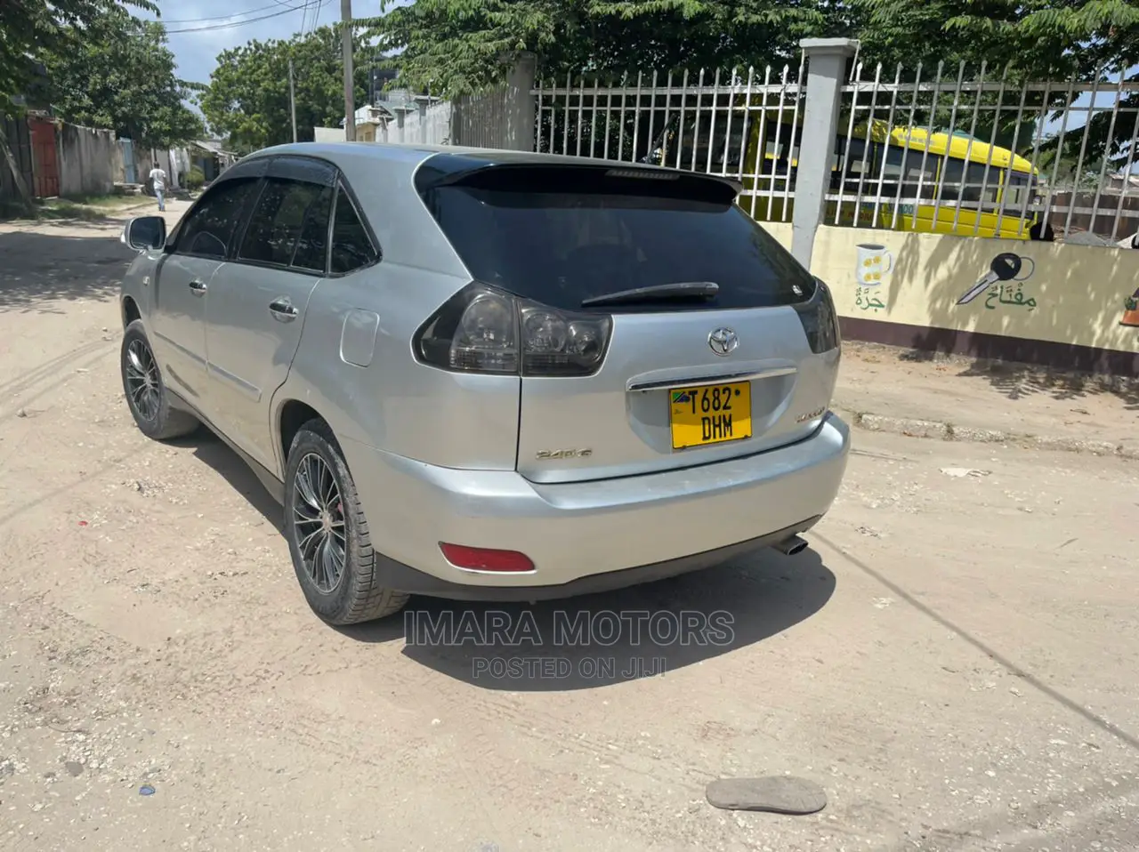 Toyota Harrier 2005 Silver
