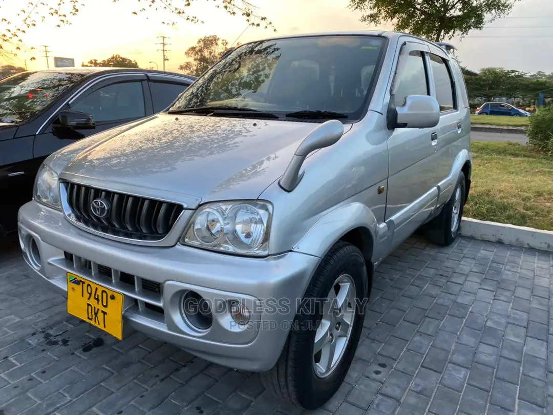 Toyota Cami 2002 Silver