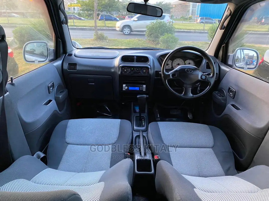 Toyota Cami 2002 Silver