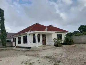 3bdrm House in Safari Slayo, Kinondoni for Sale