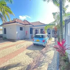 3bdrm House in Safari Slayo, Kinondoni for Sale