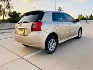 Toyota Allex 2002 Gold