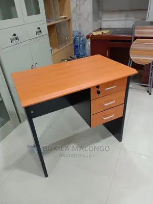 Meza Ya Office