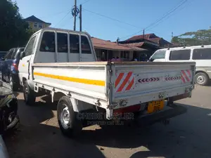 Toyota TownAce 2003 White