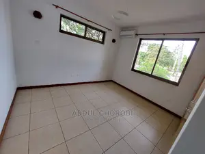 4bdrm Villa in Masaki for rent