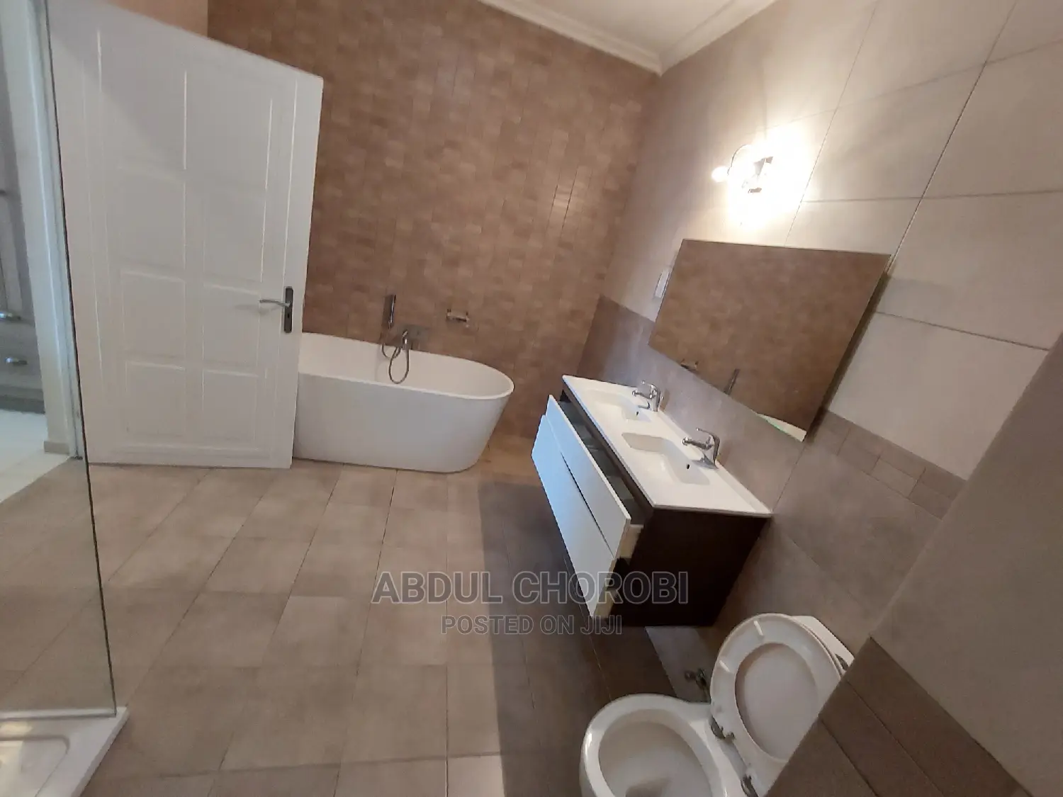 Furnished 4bdrm Villa in Masaki for Rent