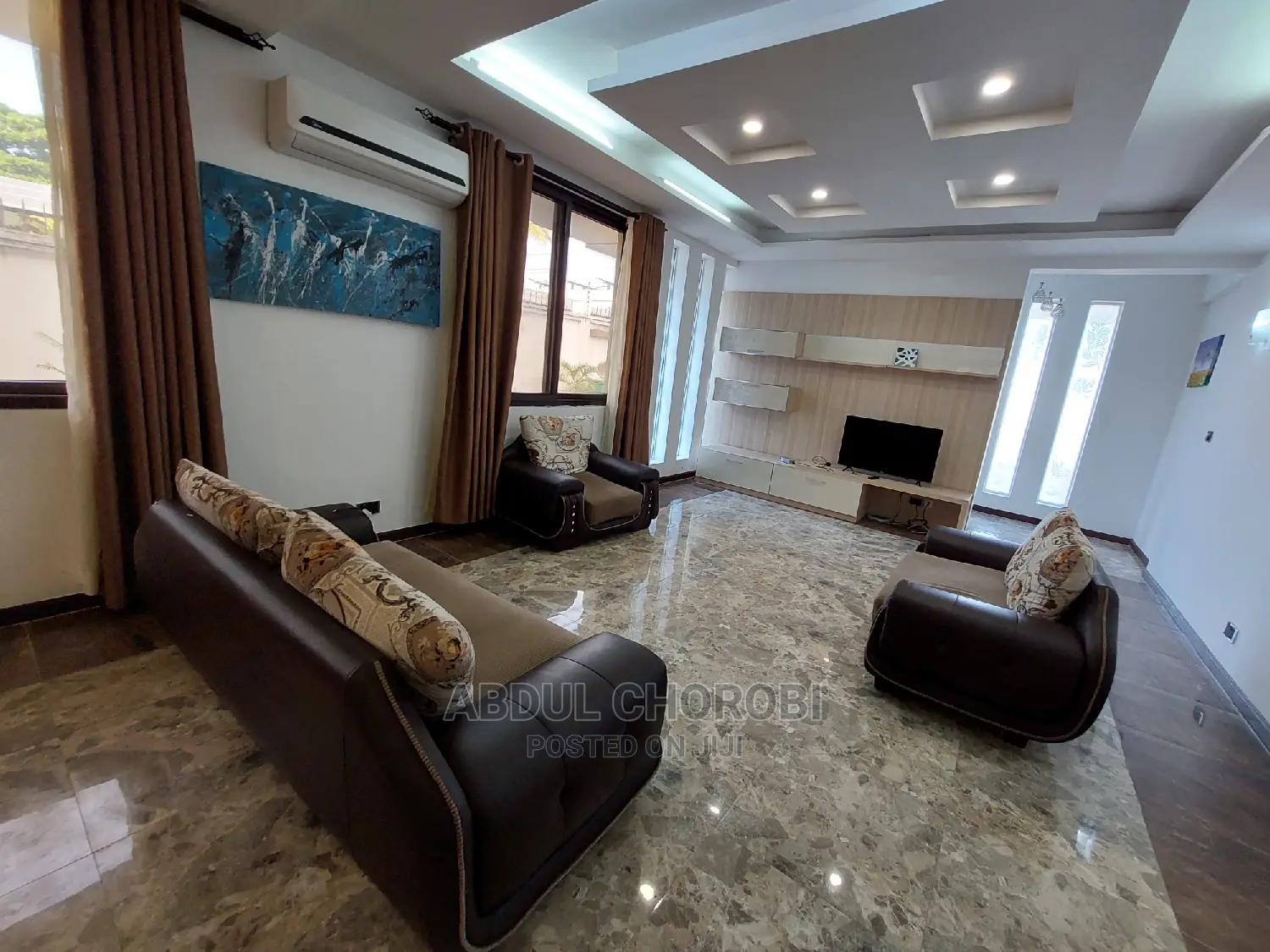 Furnished 5bdrm Villa in Masaki for rent
